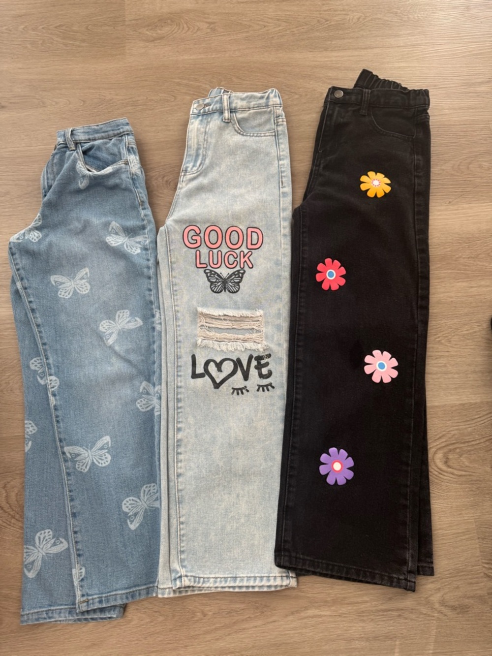 SHEIN Girls size12 Graphic High-Waist Jeans